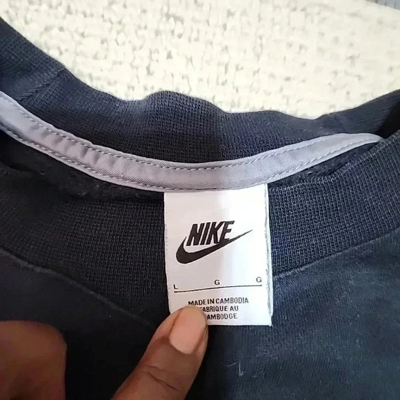 Nike Boys  Nsw Amplify Sweatshirt. Size Large - Picture 3 of 4